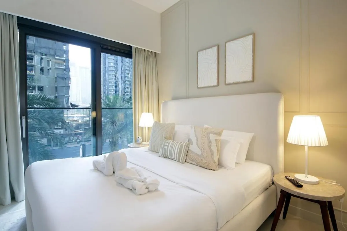 Modern 1Br In Downtown Near Burj Khalifa & Metro Apartment Dubai United Arab Emirates